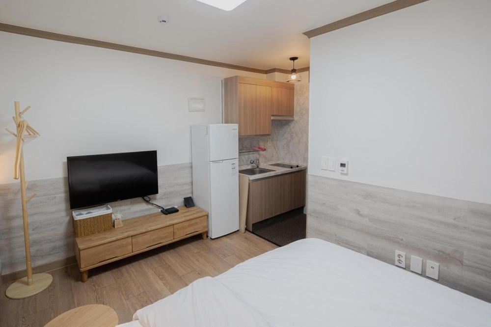 Daecheon Sagwanamu Pension Порён Номер фото